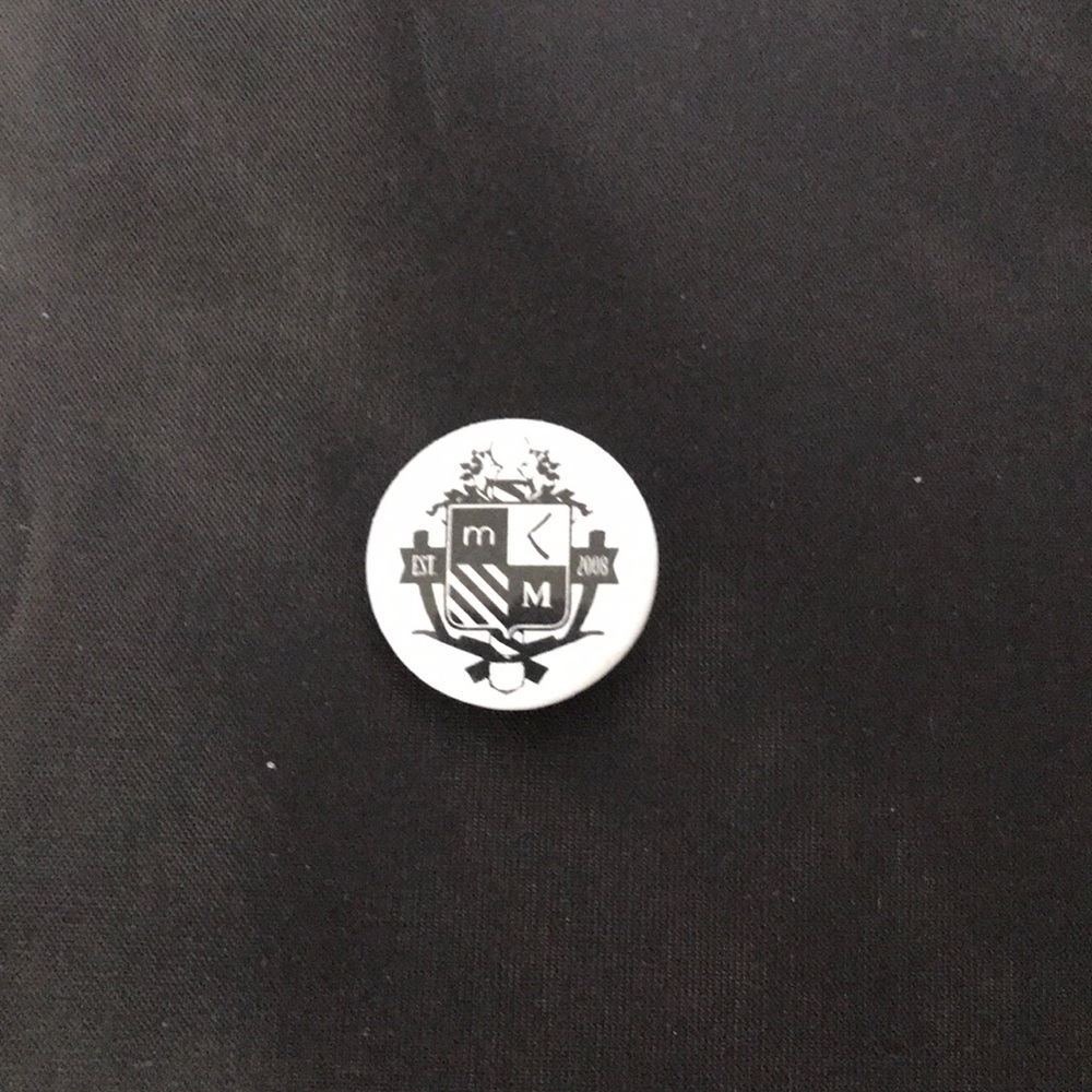 Pins - Picture 6 of 7
